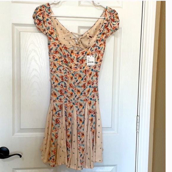 ⬇️NWT Free People Ponderosa Floral Print Cap Sleeve Square Neck Mini Dress - Picture 12 of 13